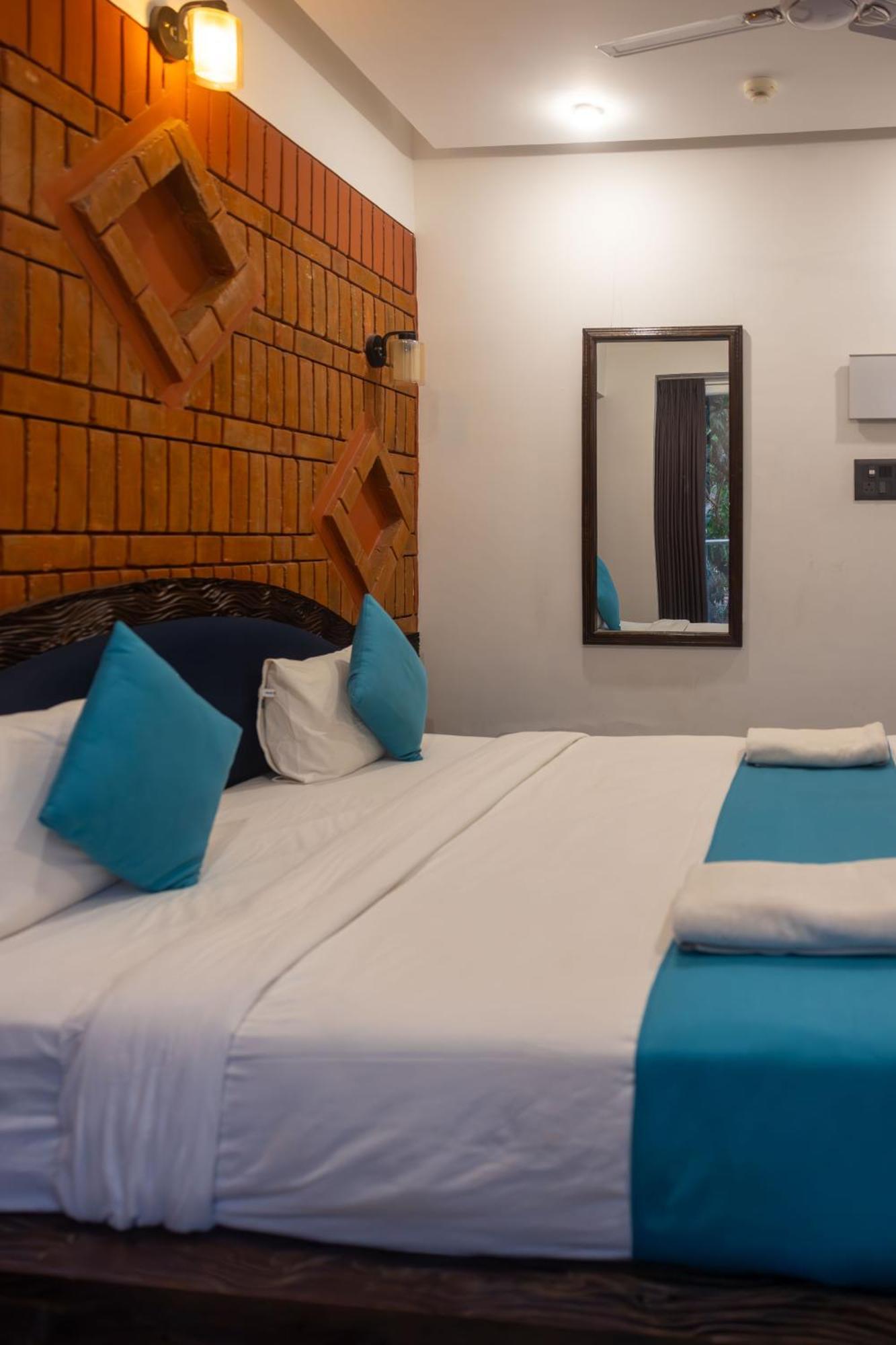 Downtown Hostels - Anjuna Exterior foto