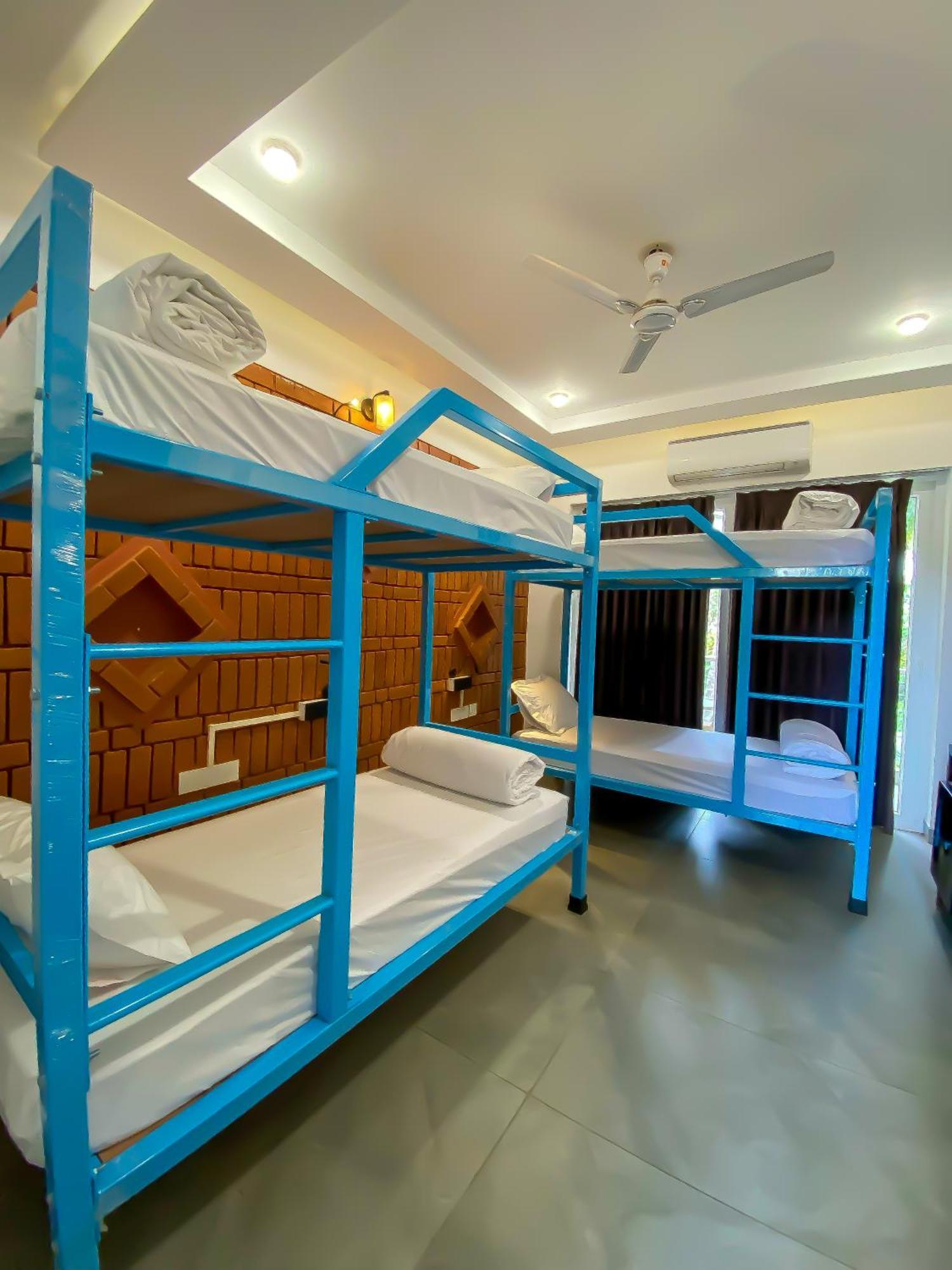 Downtown Hostels - Anjuna Exterior foto